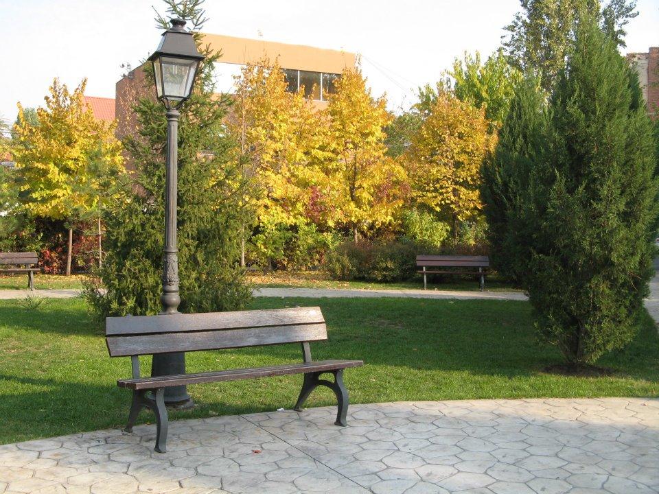 Cover image of this place Luigi Cazzavillan Park