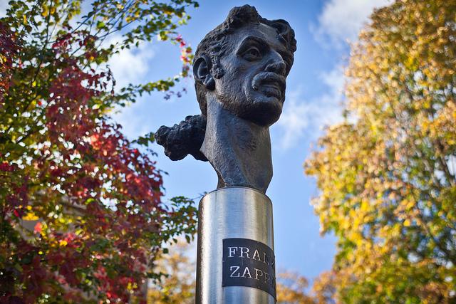 Cover image of this place Frank Zappa statue