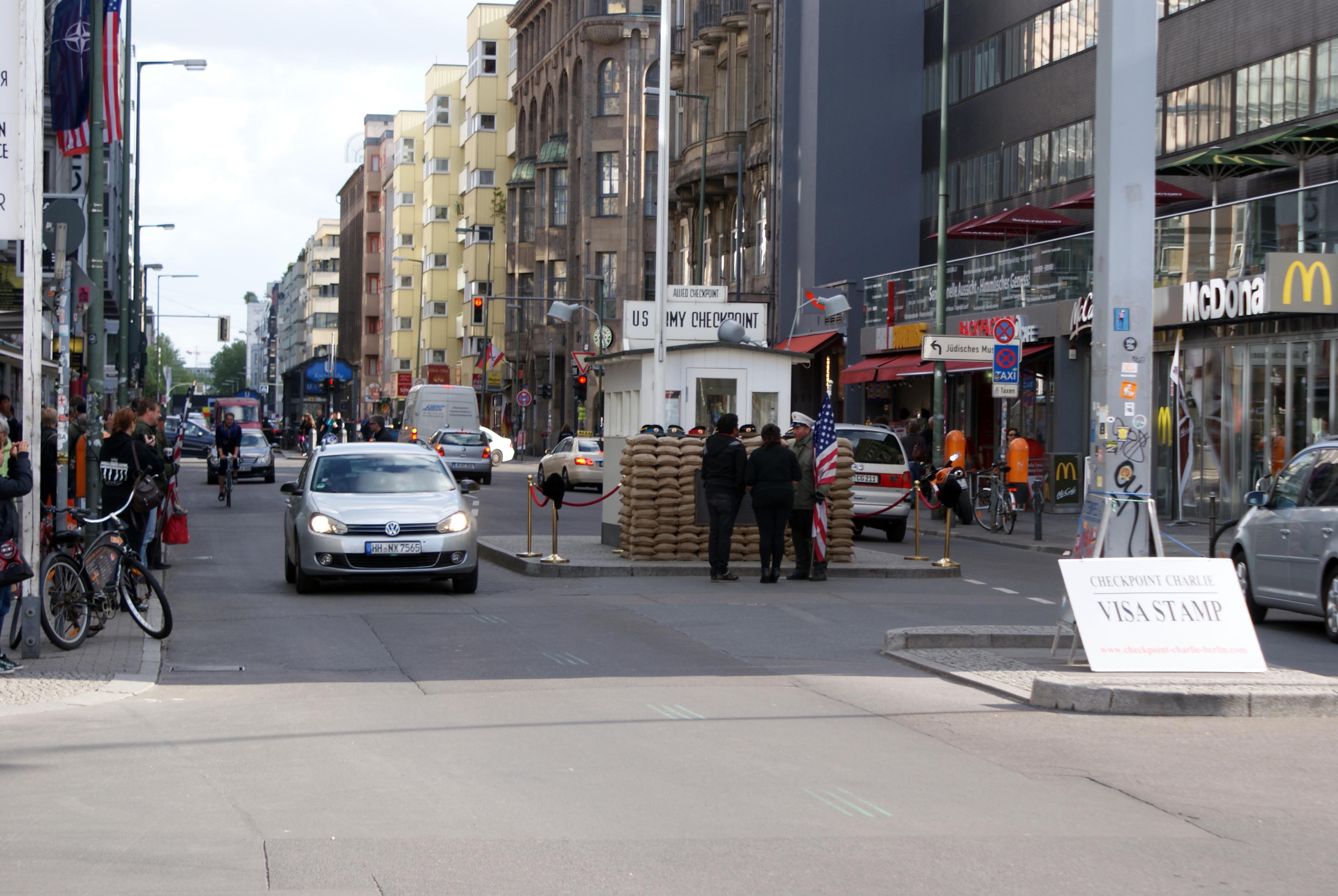Cover image of this place Checkpoint Charlie