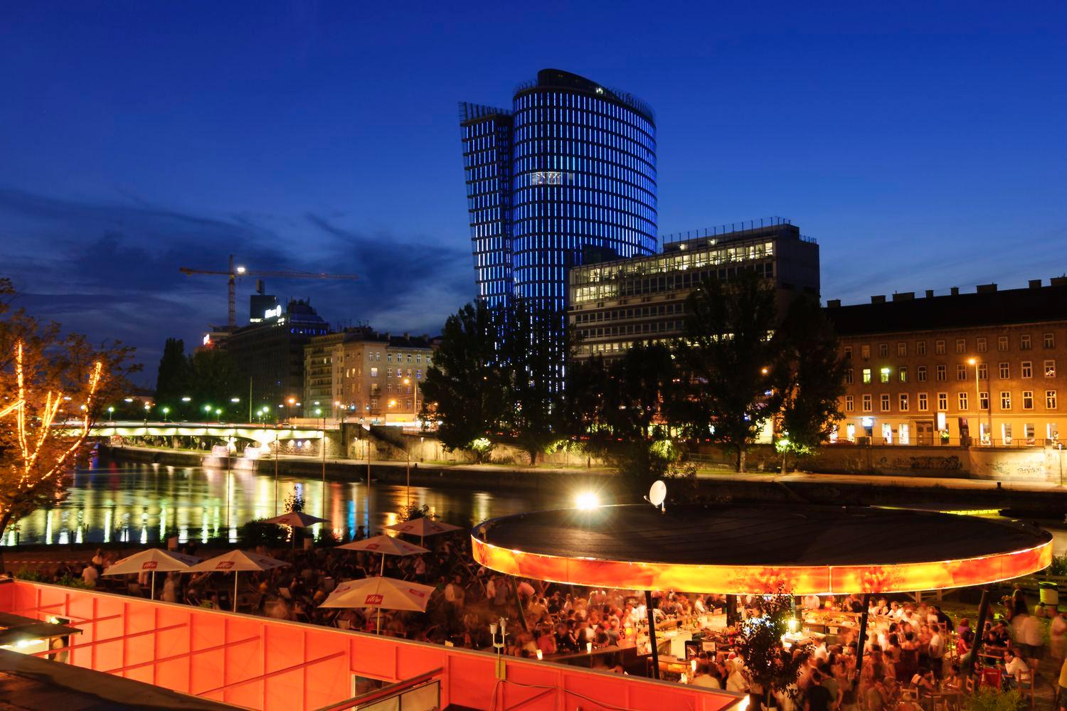 Cover image of this place Strandbar Hermann