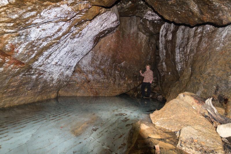 Cover image of this place Ice Cave of Island Korkia-Maura