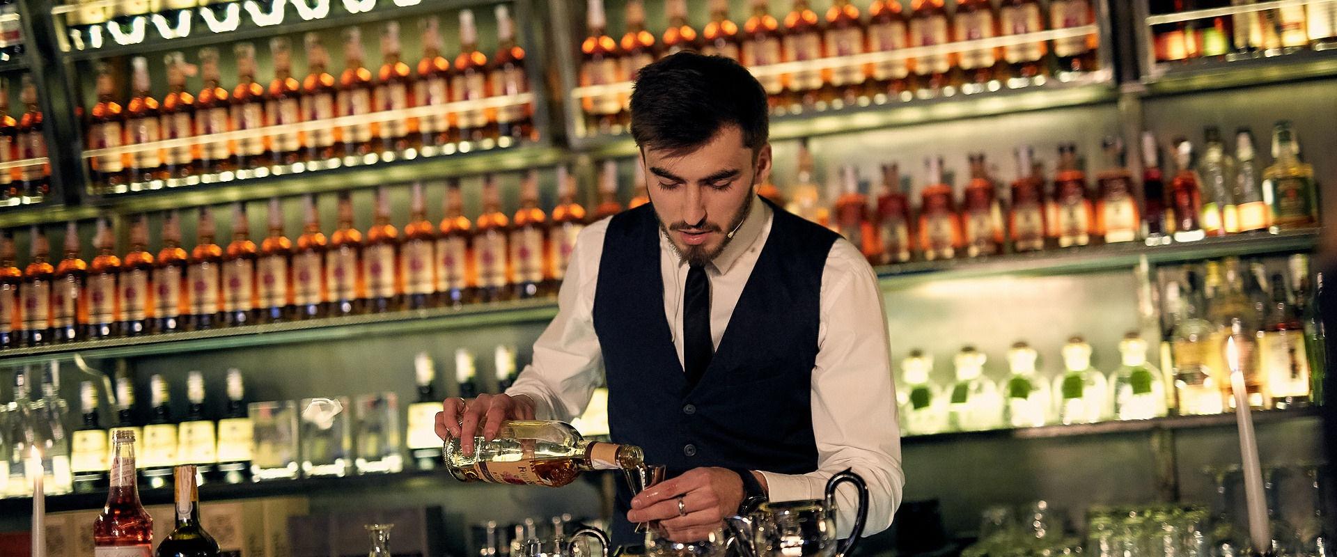 Cover image of this place Barman Dictat
