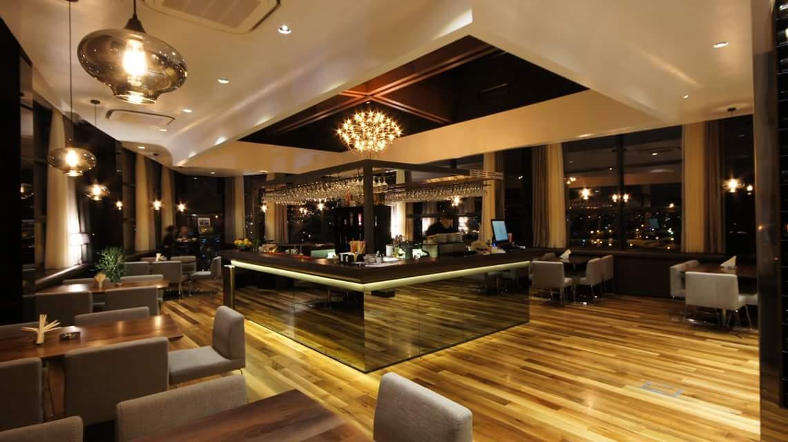 Cover image of this place SKY BAR (Hotel Russia)
