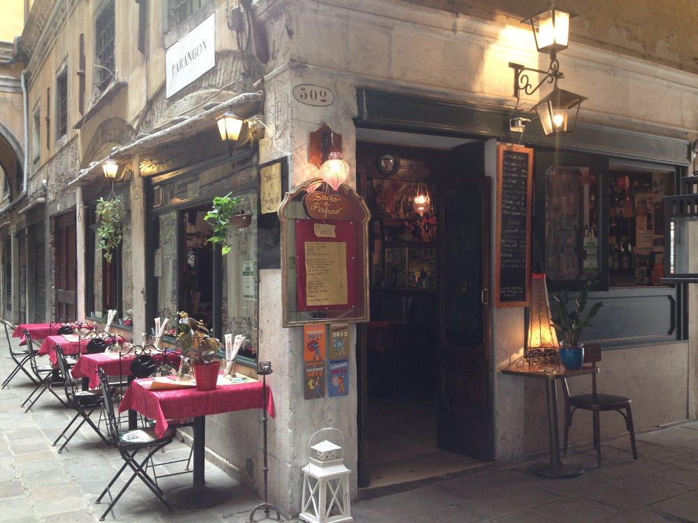 Cover image of this place Sacro e Profano
