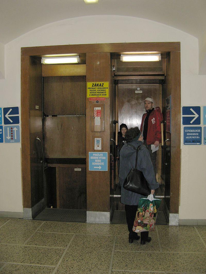 Cover image of this place Pater Noster elevator