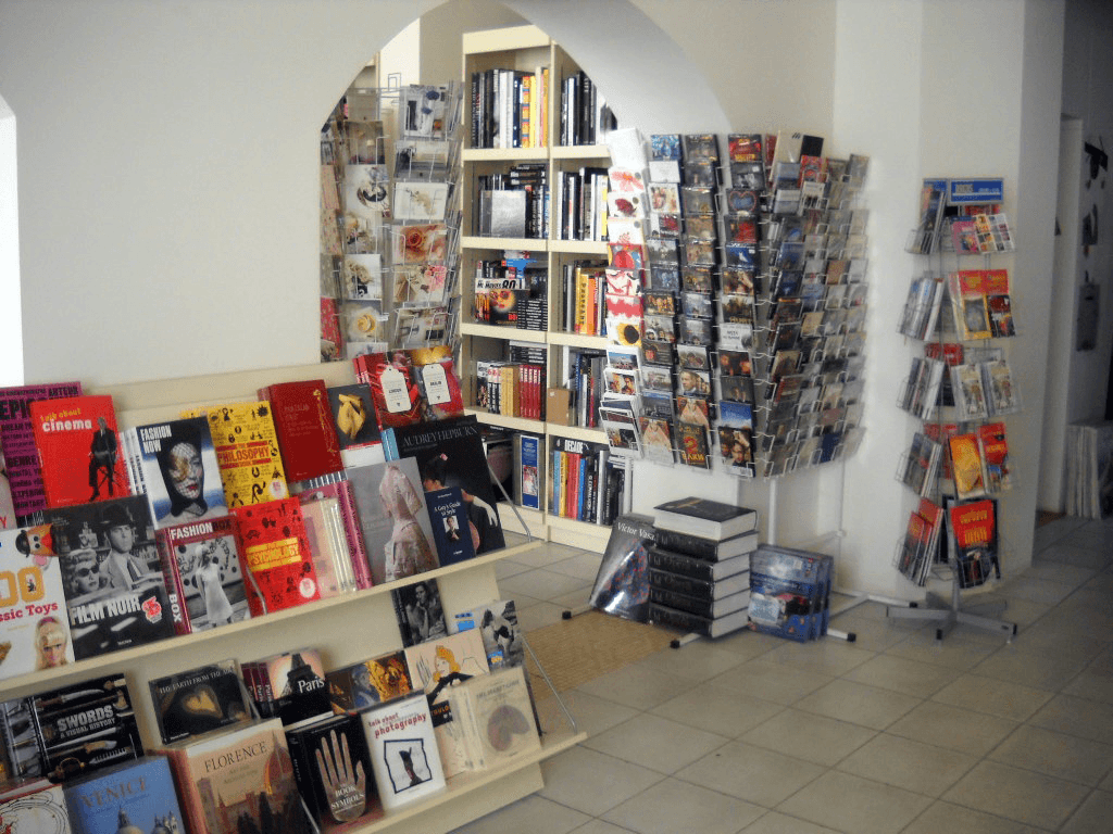 Cover image of this place Humanitas