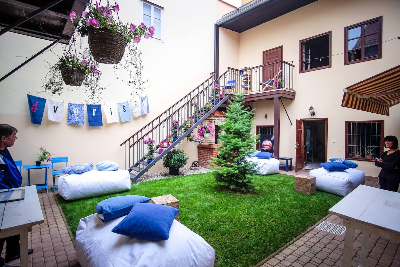 Cover image of this place The courtyards