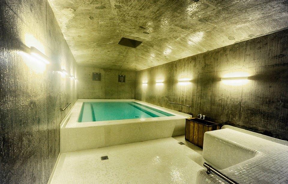 Cover image of this place Lisi Sulphur Bath | ლისი აბანო
