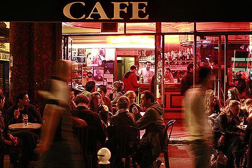 Cover image of this place Aux Folies