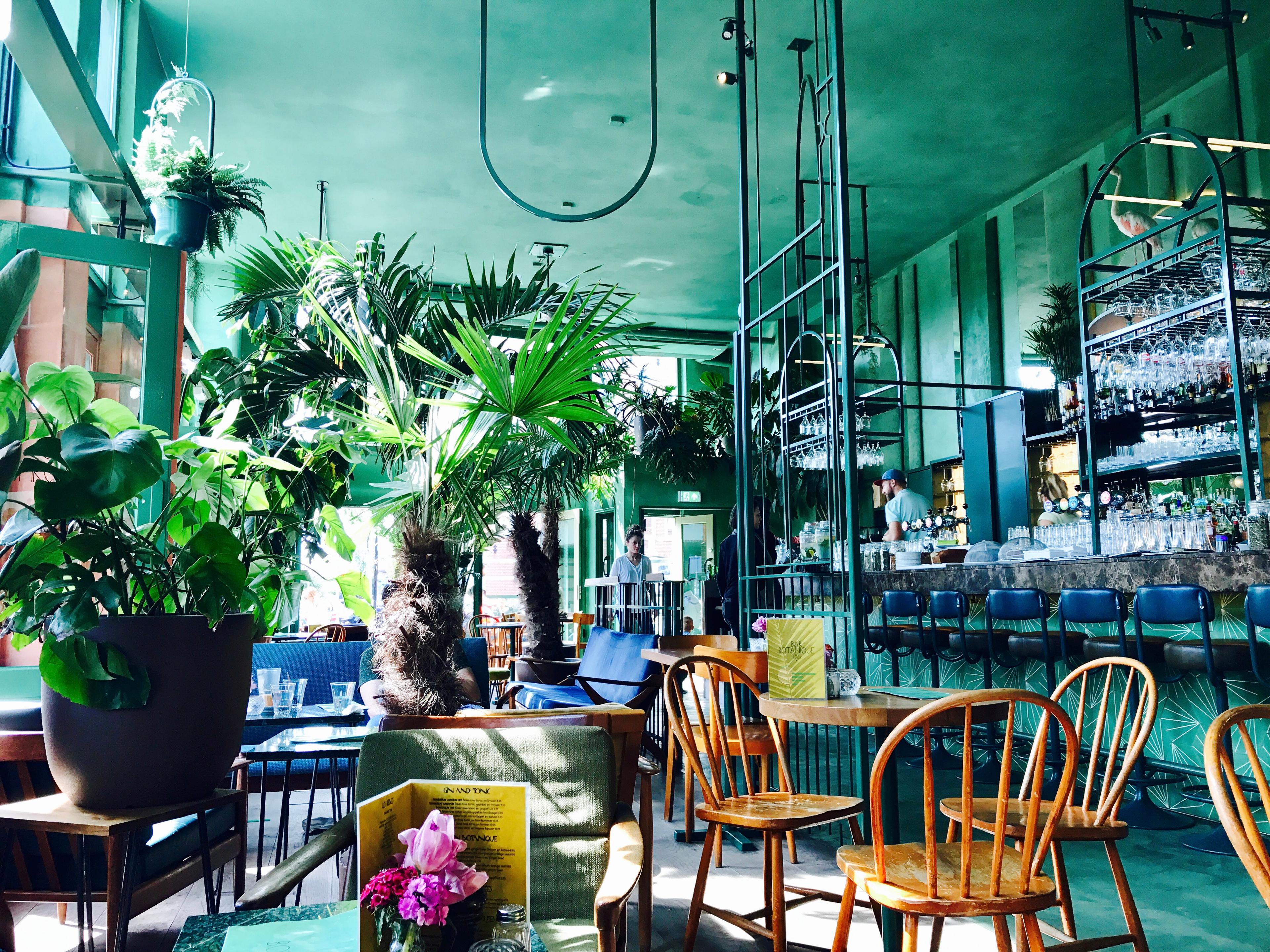 Cover image of this place Bar Botanique