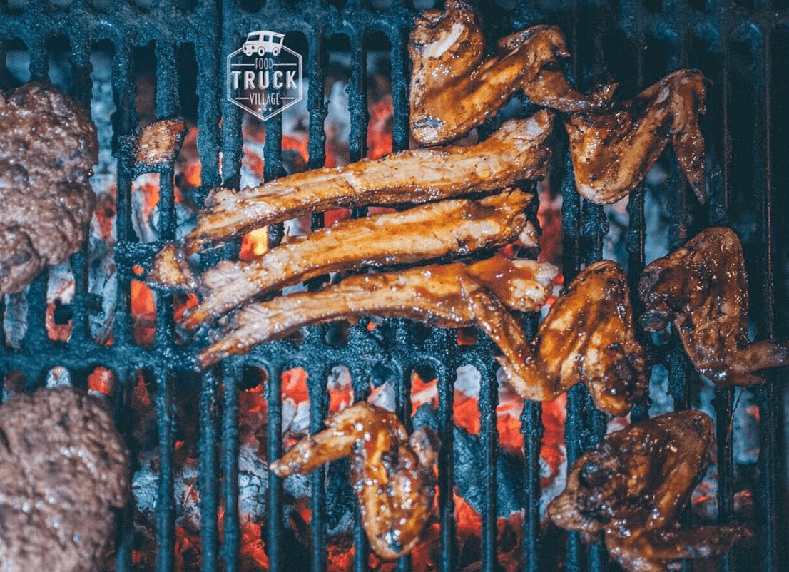 Cover image of this place Food Truck Village