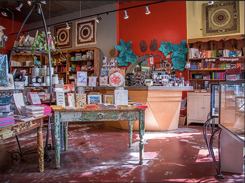 Cover image of this place Two Hands Paperie
