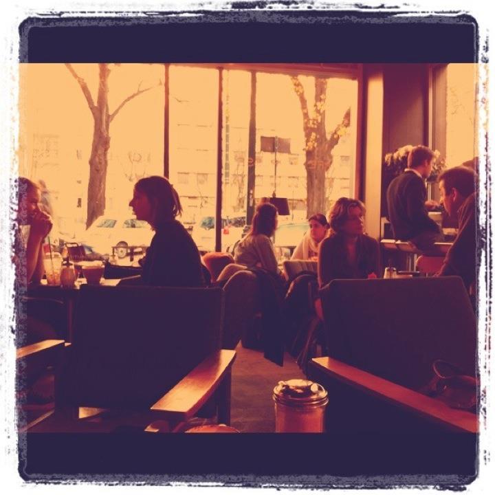 Cover image of this place Café de la Presse