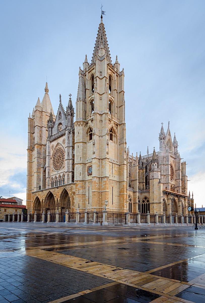 Cover image of this place Catedral de León