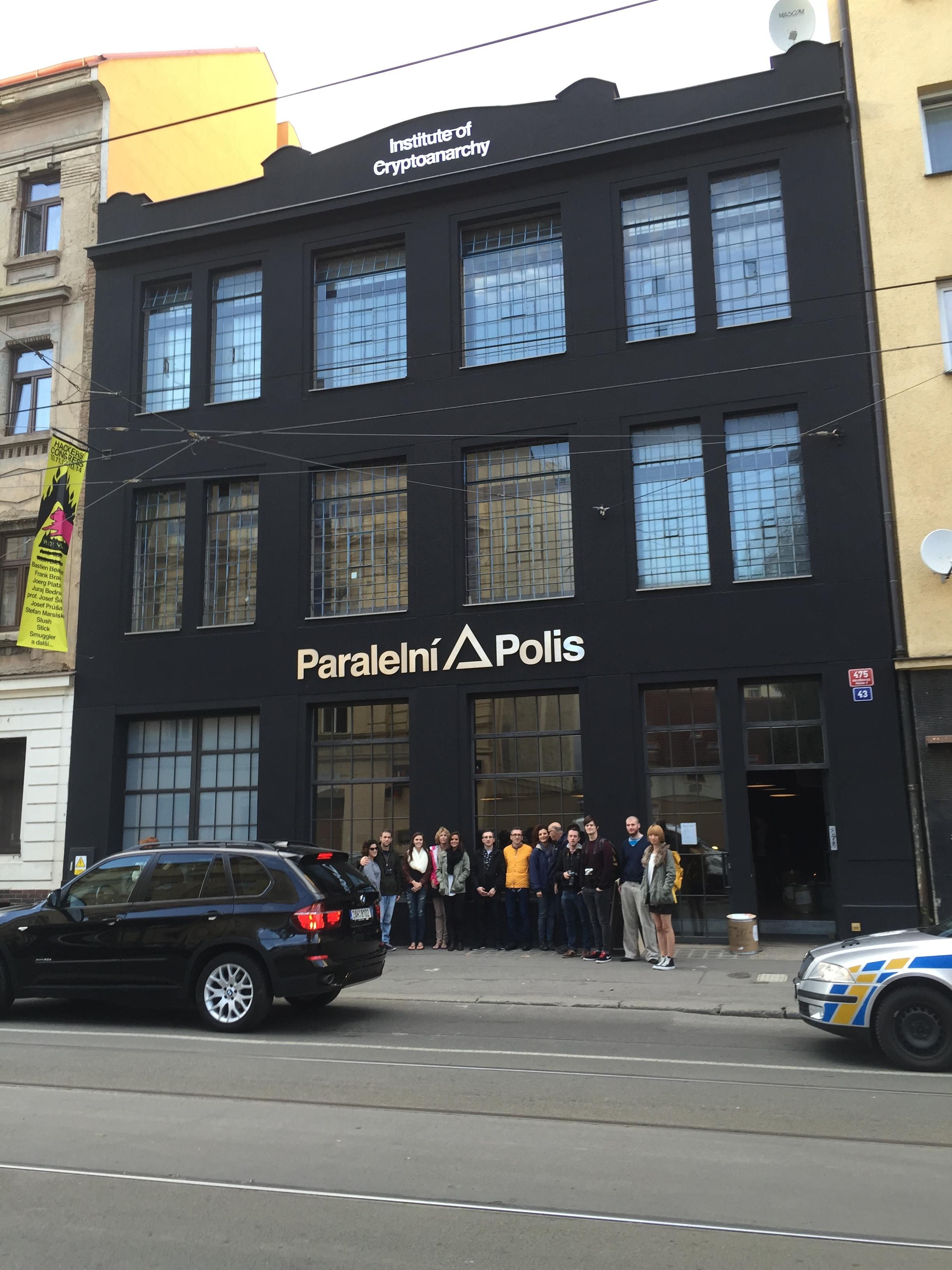 Cover image of this place Parallel Polis