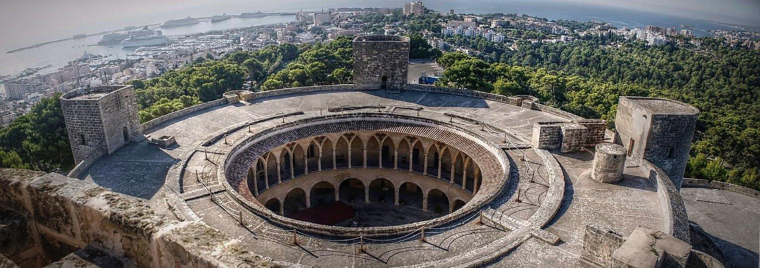 Cover image of this place Castell de Bellver