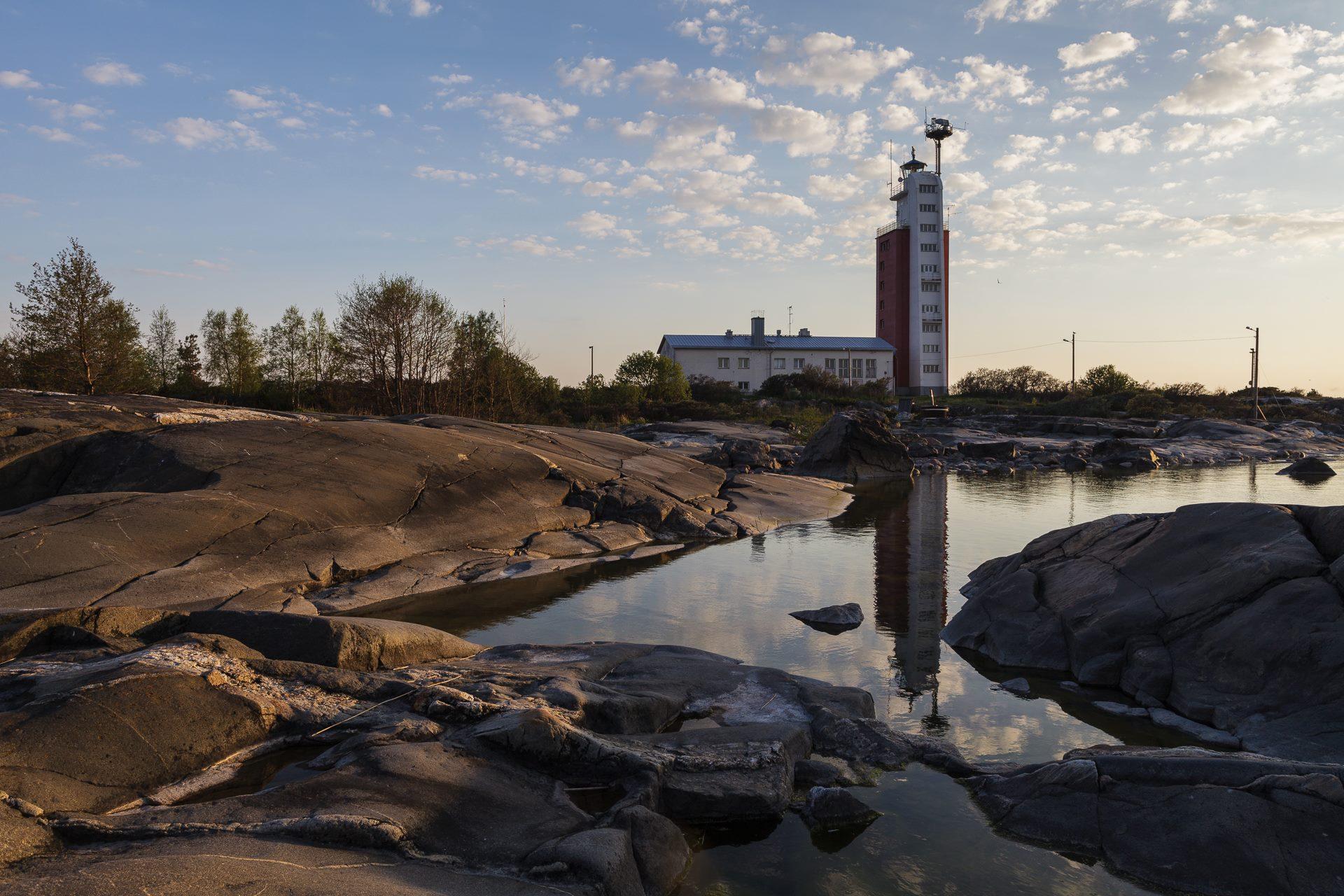 Cover image of this place Kylmäpihlajan Majakkahotelli