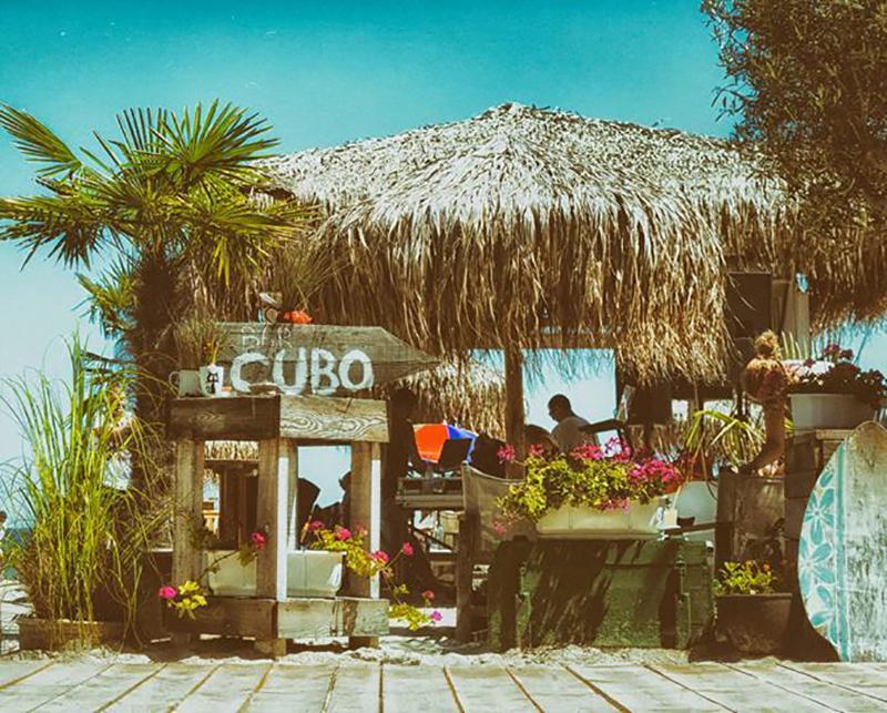 Cover image of this place Bar Cubo