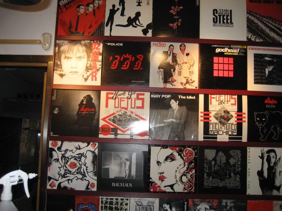 Cover image of this place Snotty Sounds Bar