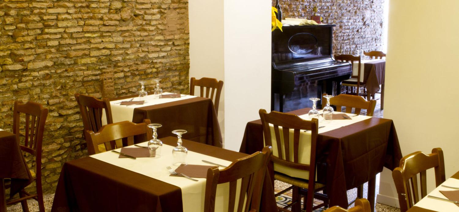 Cover image of this place Trattoria Monti Il Girasole