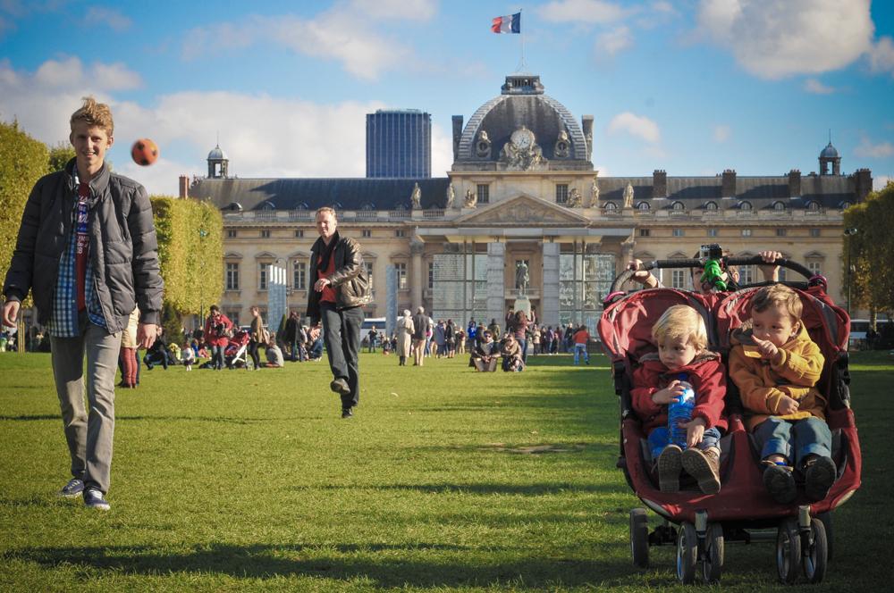 Cover image of this place Champs de Mars