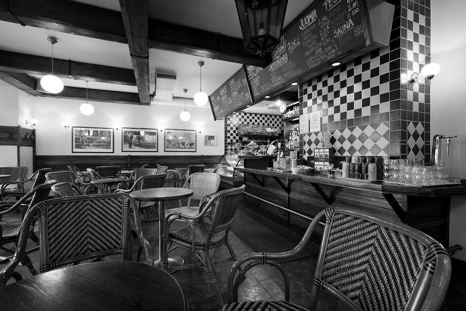 Cover image of this place Tin Tin Tango
