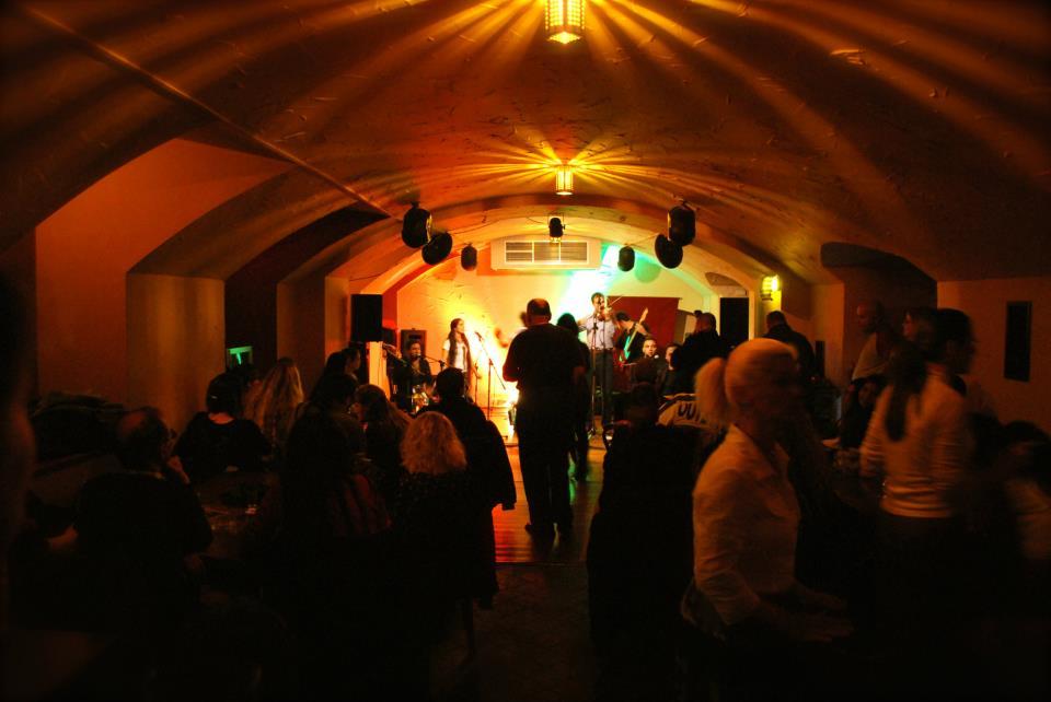 Cover image of this place Téli Kertem