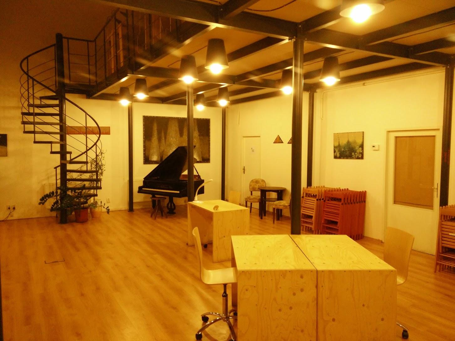 Cover image of this place Pracovna