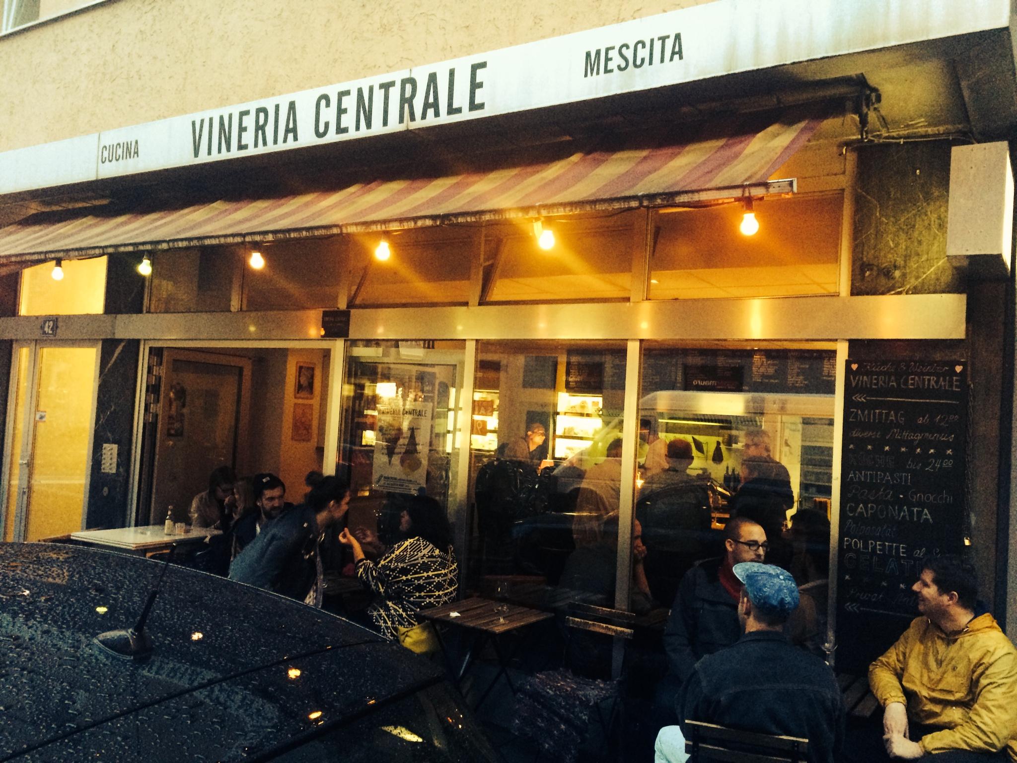 Cover image of this place vineria centrale