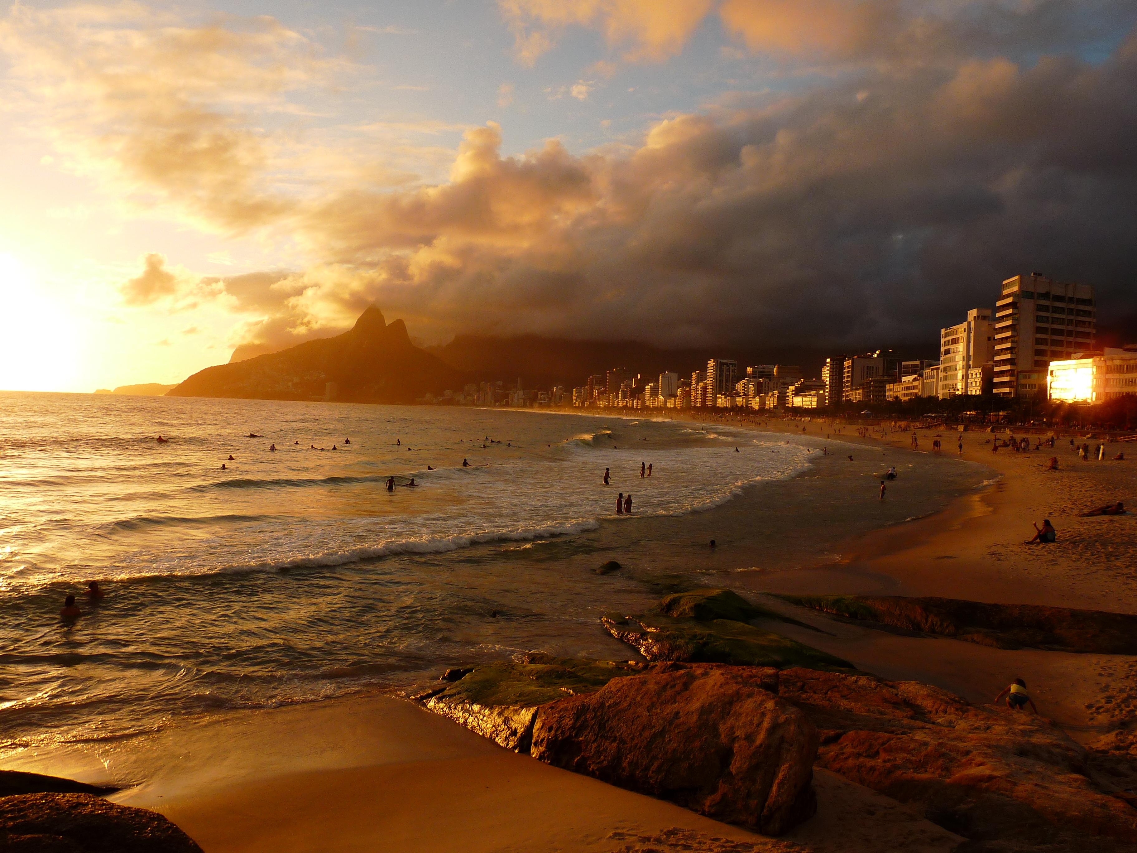 Cover image of this place Arpoador