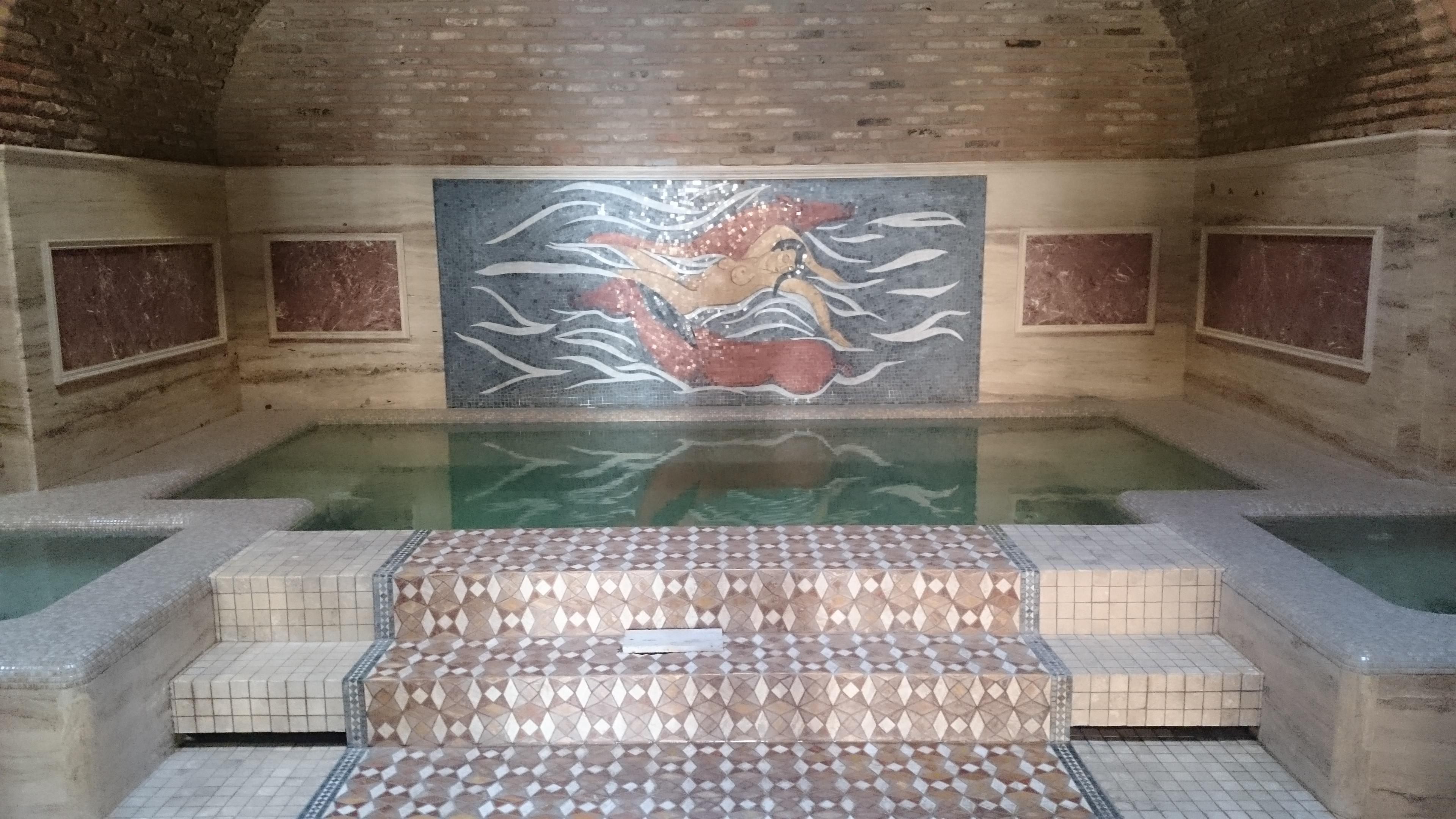 Cover image of this place Gulo Bath