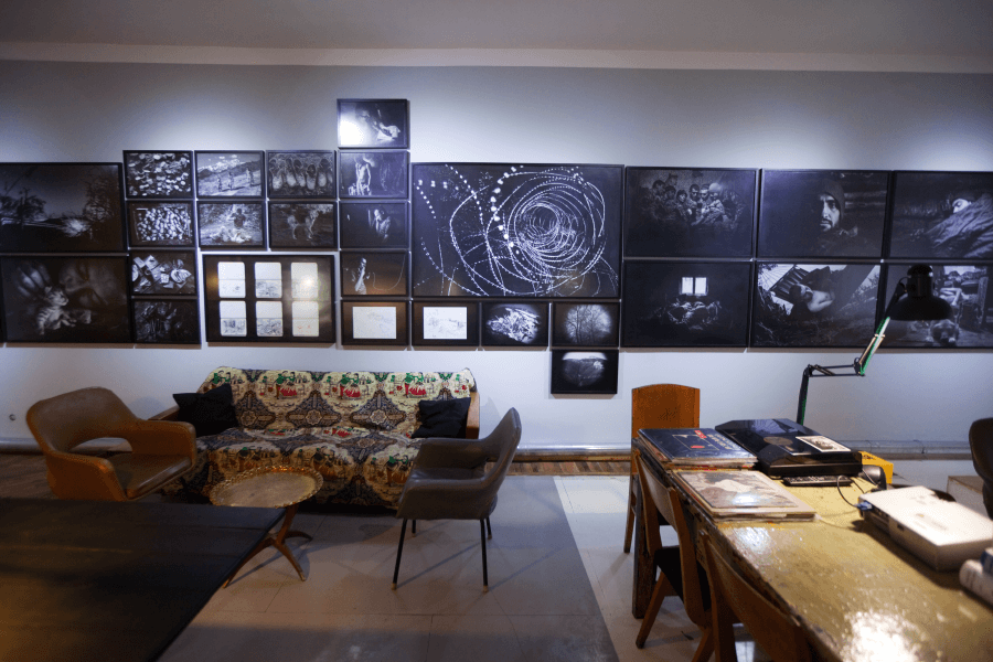 Cover image of this place Mirzoyan Library / Գրադարան