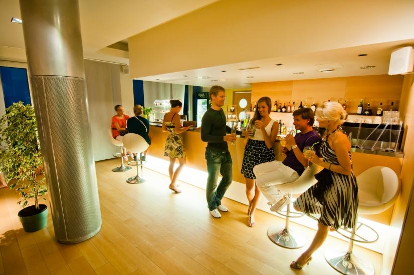 Cover image of this place Romantic Bar