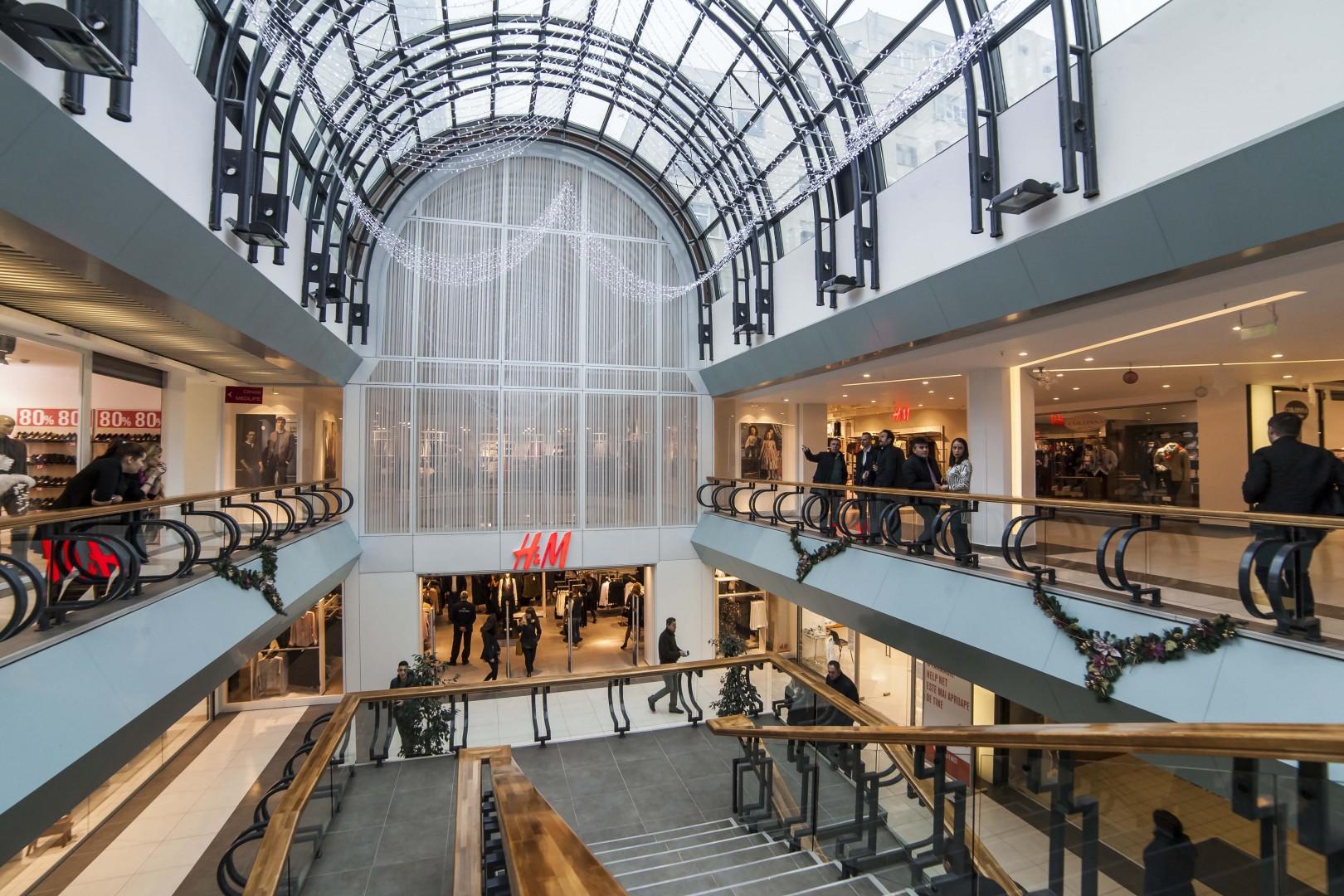 Cover image of this place H&M