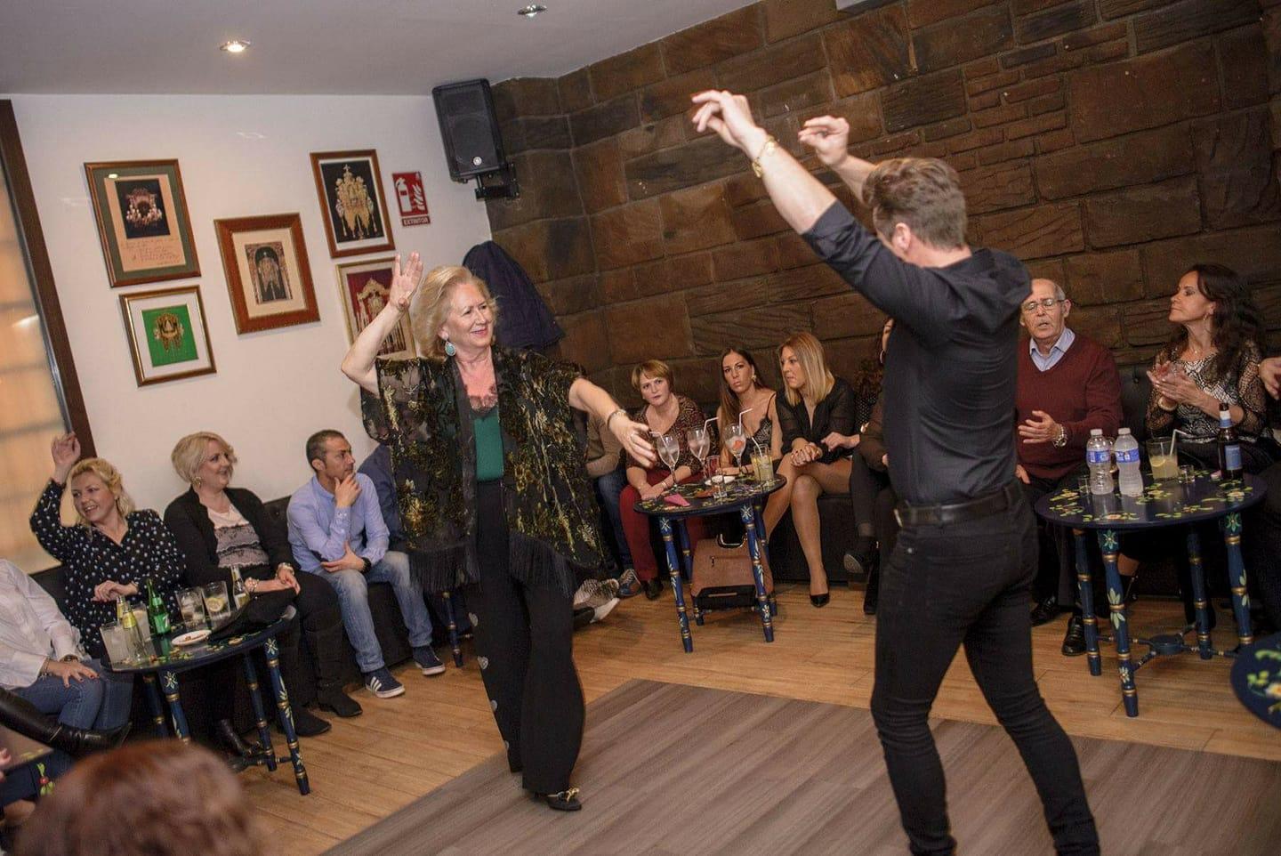 Cover image of this place Lola de Los Reyes Tablao Flamenco
