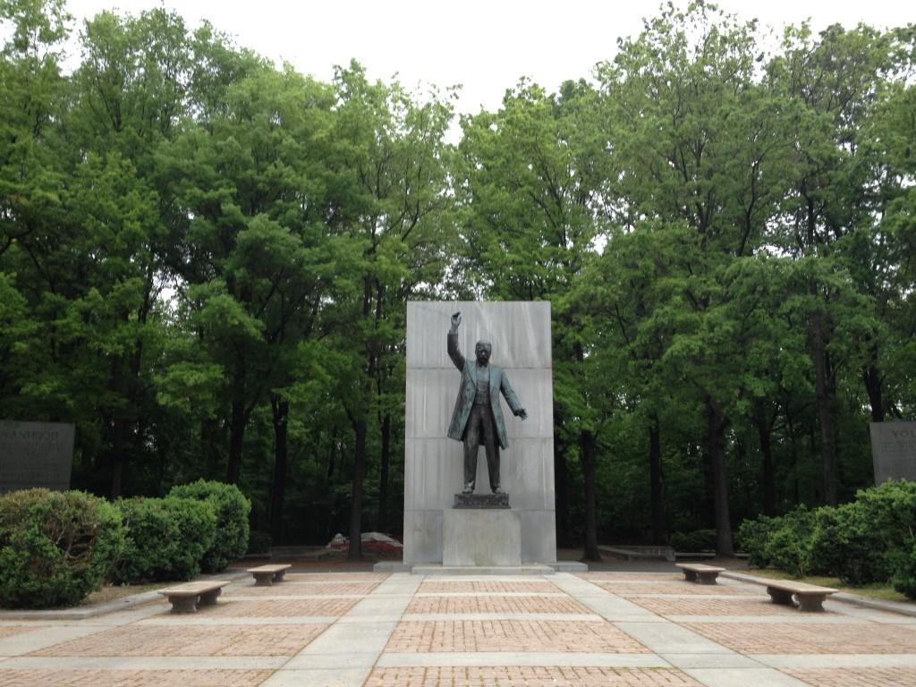 Cover image of this place Theodore Roosevelt Island National Memorial
