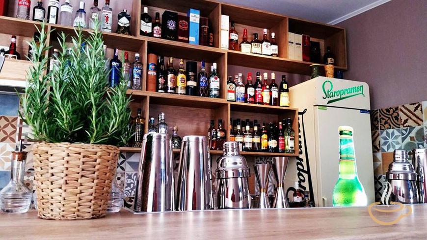 Cover image of this place Vintage Bar