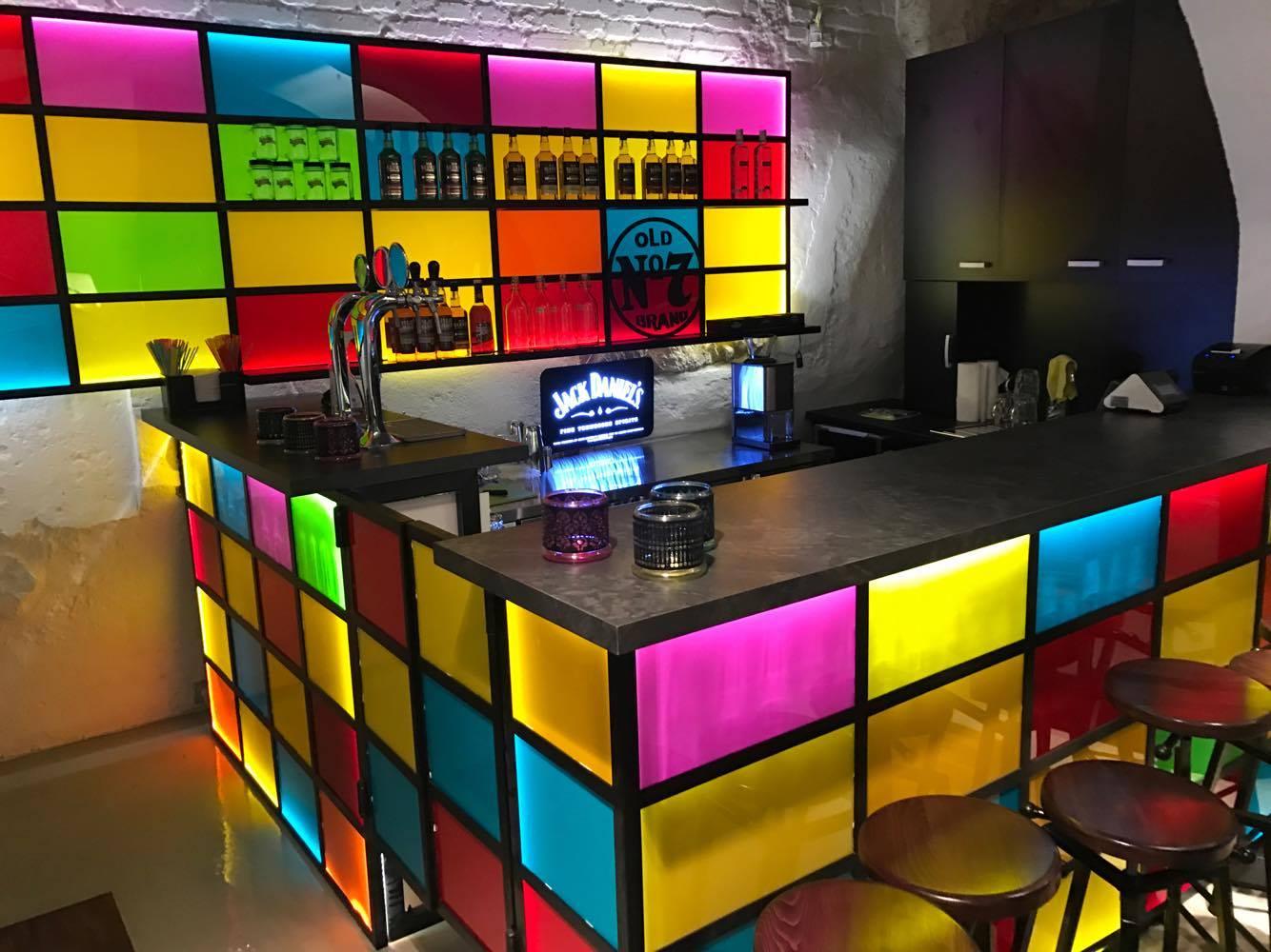 Cover image of this place Lindo Bar