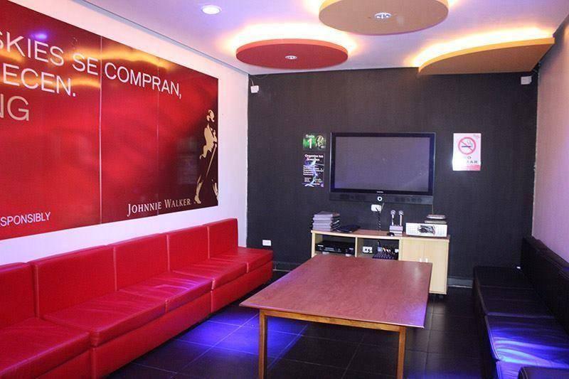 Cover image of this place Friend's Corner