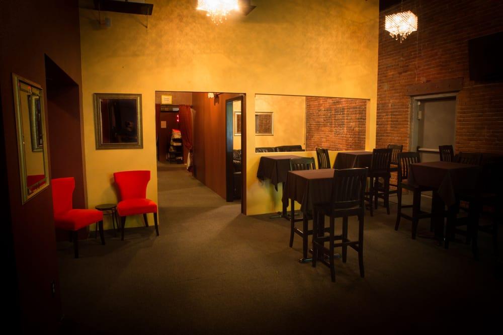 Cover image of this place Club Privata