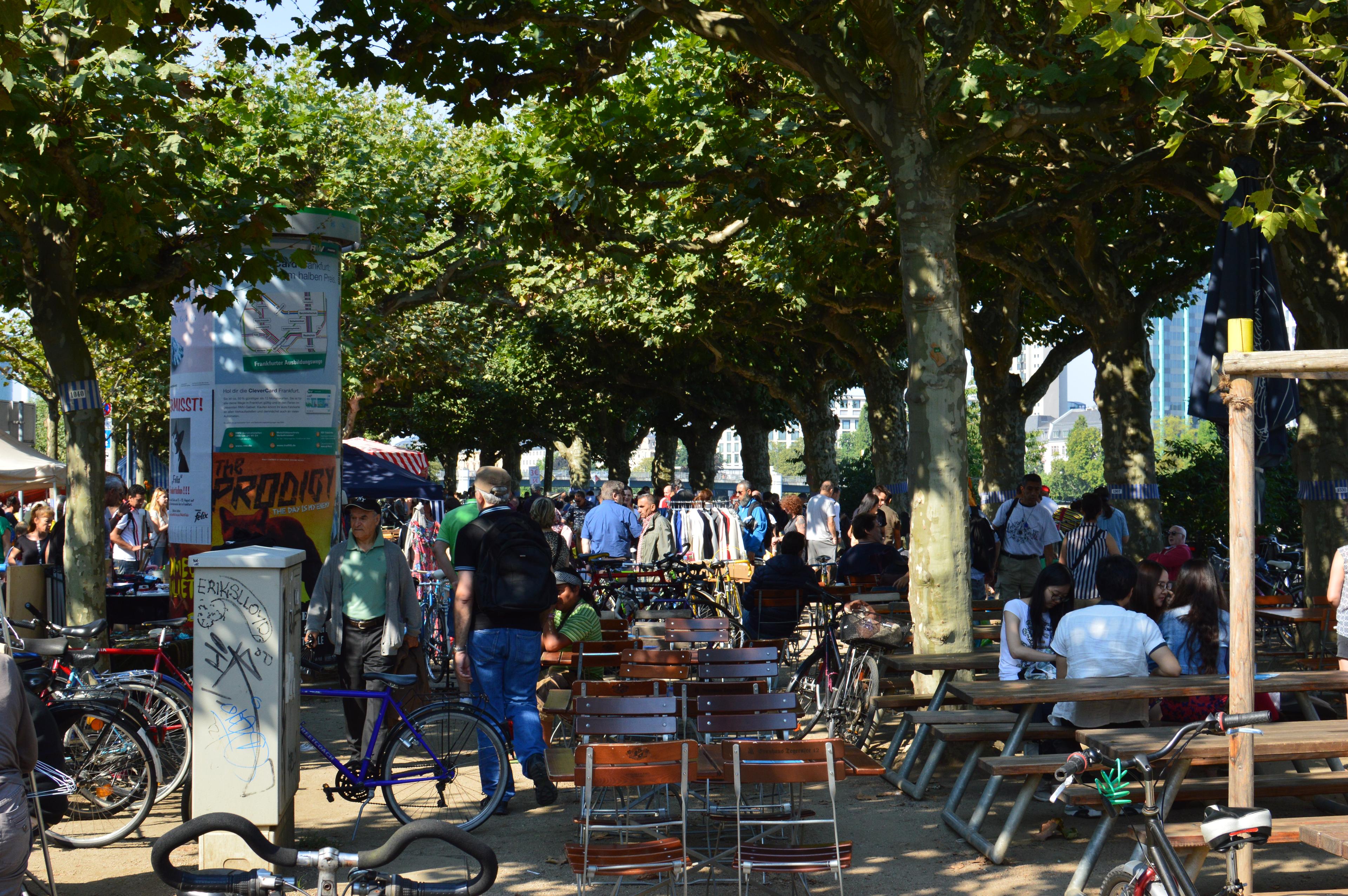 Cover image of this place Flohmarkt Sachsenhausen