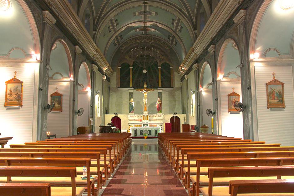 Cover image of this place Holy Cross Catholic Church