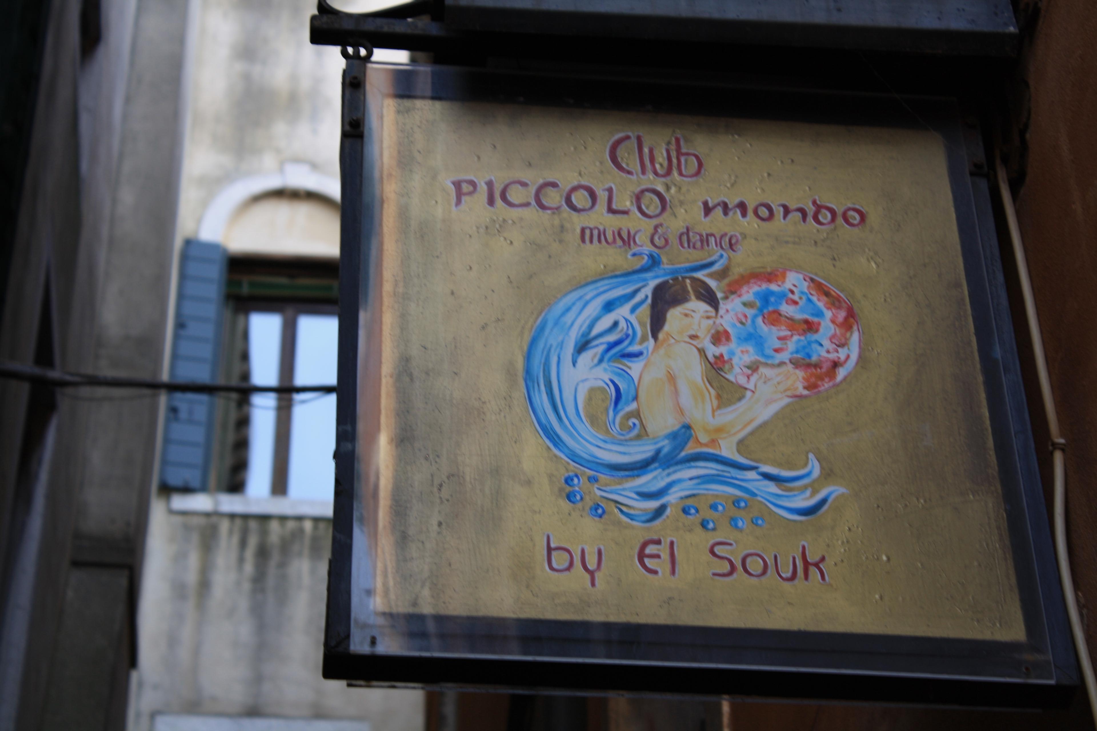 Cover image of this place Piccolo Mondo Music Dance