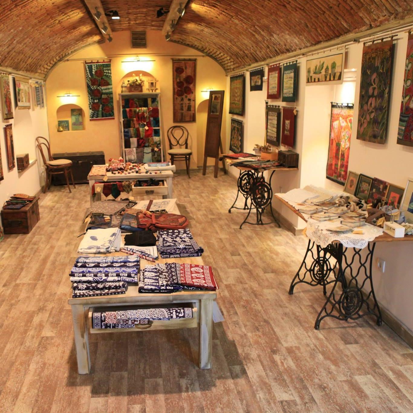 Cover image of this place Gallery 27 