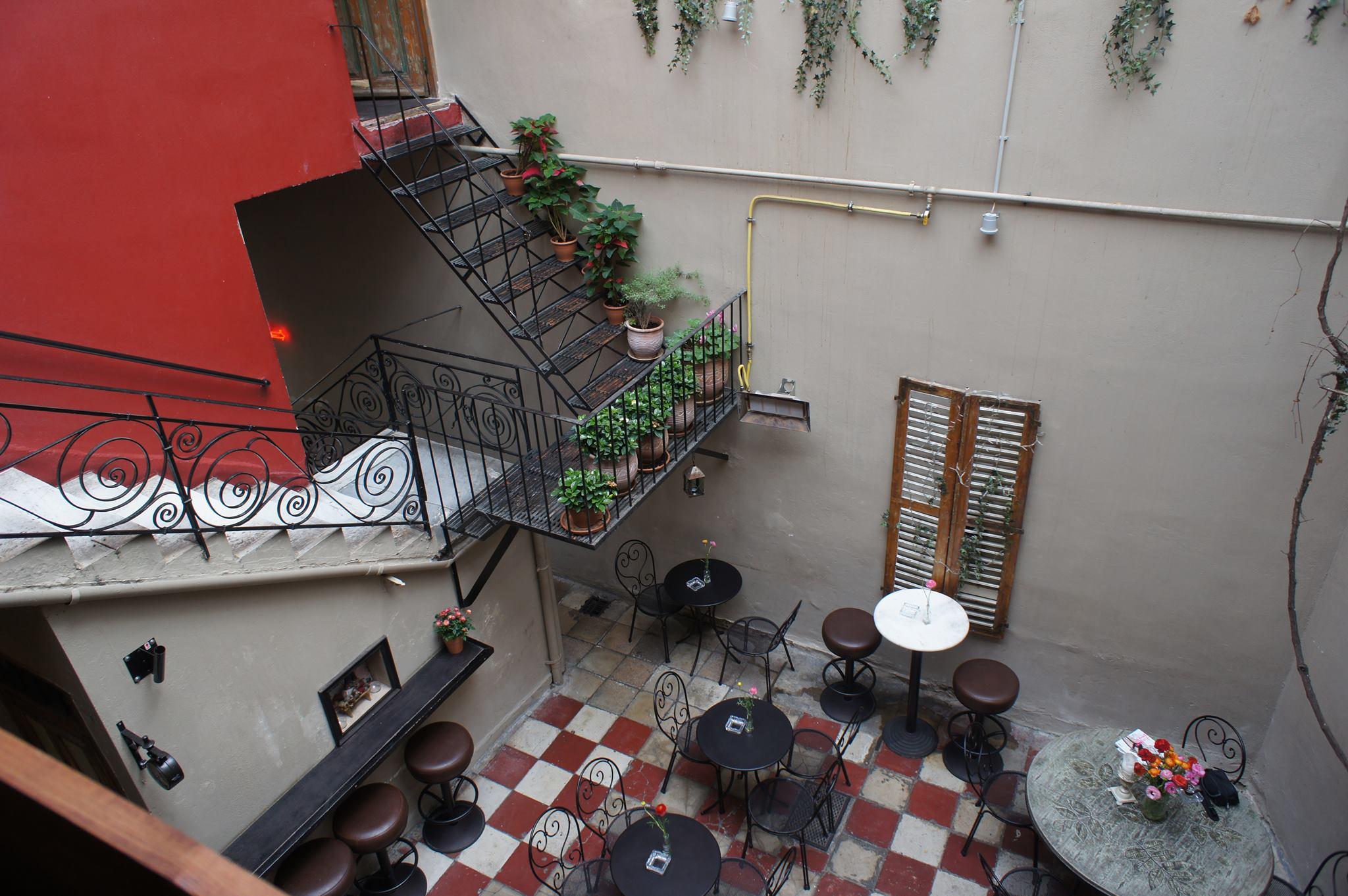 Cover image of this place Ζάχαρη κι αλάτι (Sugar & salt) Bistrot Bar