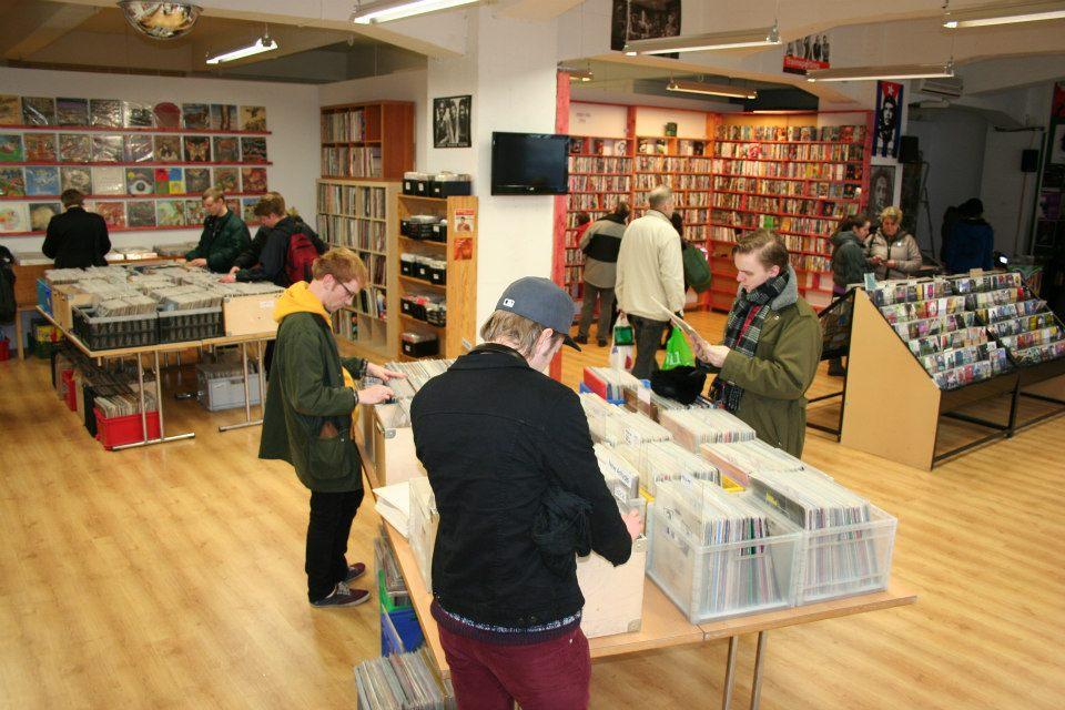Cover image of this place Lucky Records