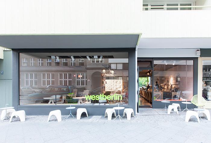 Cover image of this place westberlin mediabar and coffeeshop 