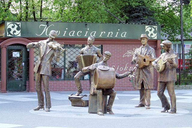 Cover image of this place Praga band monument