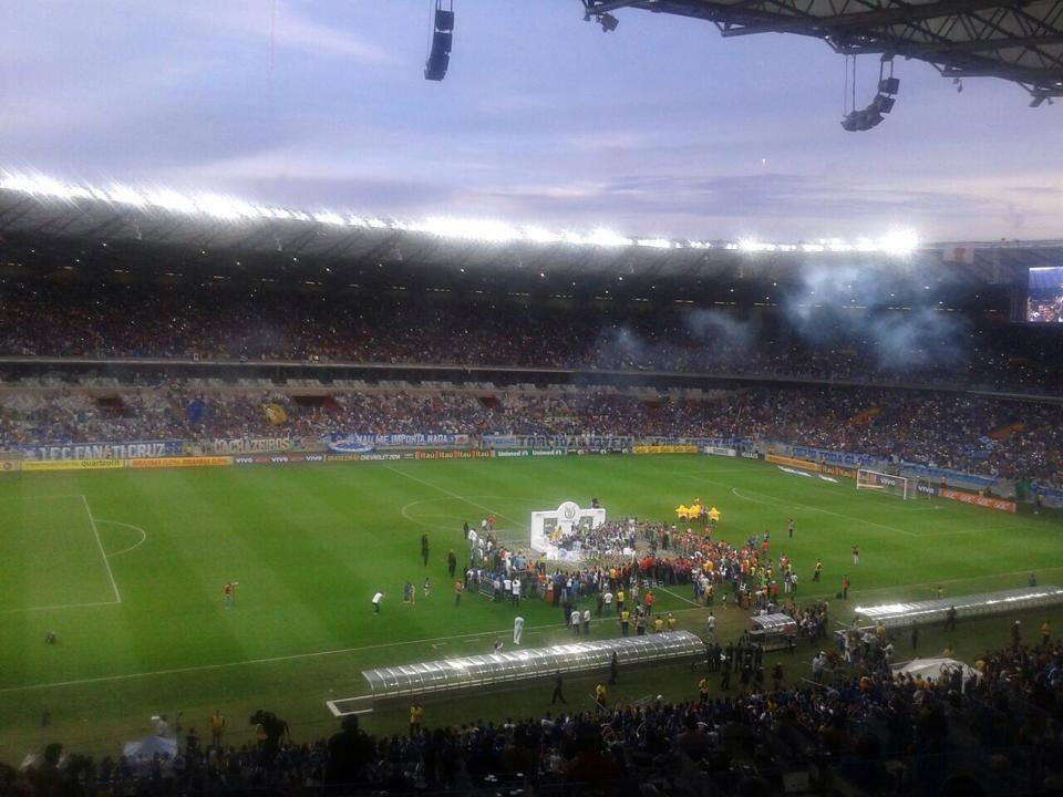 Cover image of this place Governor Magalhães Pinto Stadium (Mineirão)