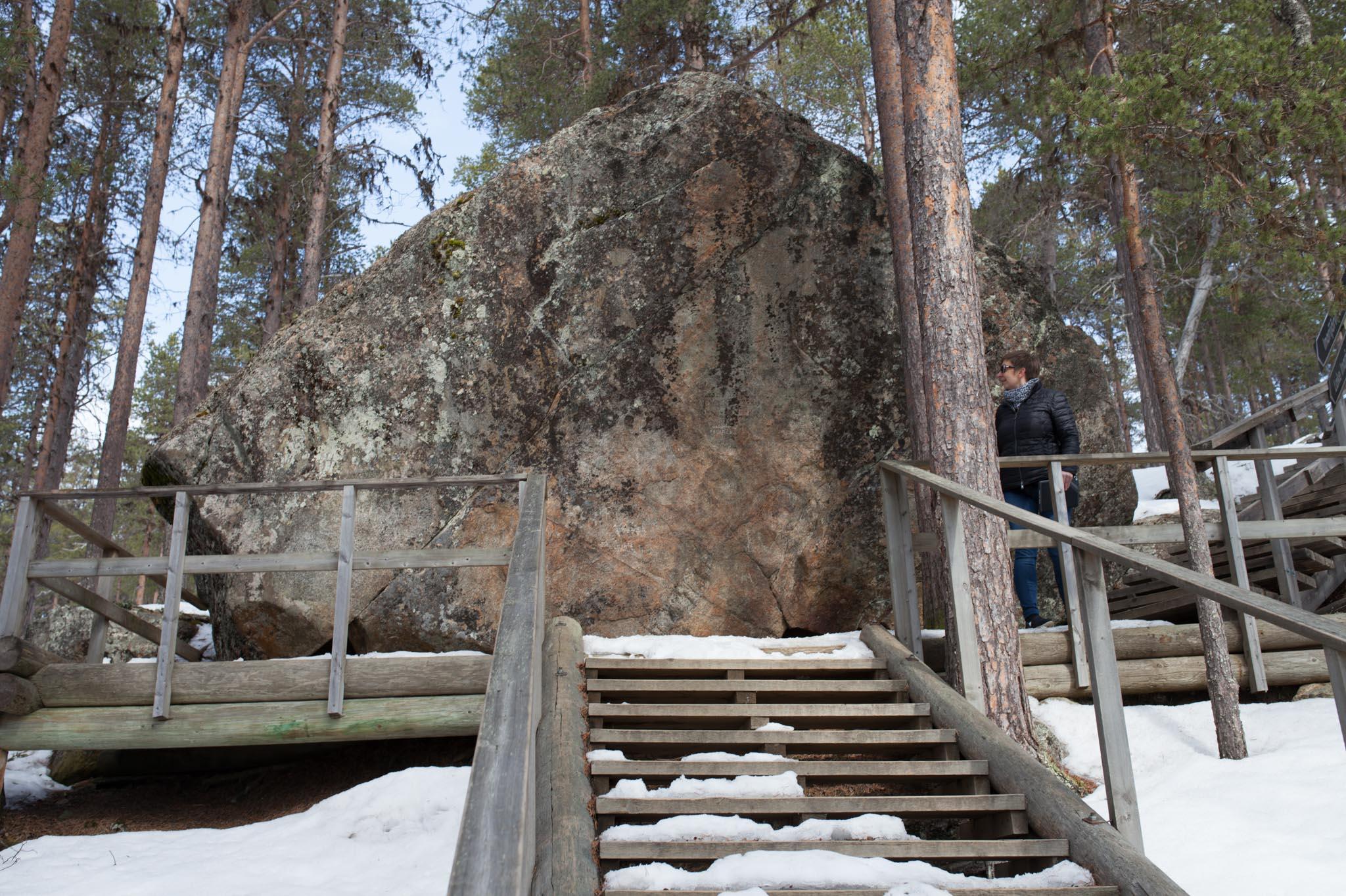 Cover image of this place Karhunpesäkivi